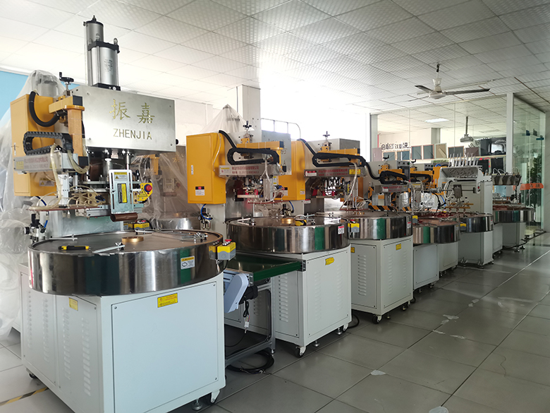 自動(dòng)高周波機(jī) 廣州自動(dòng)高周波機(jī)實(shí)拍圖